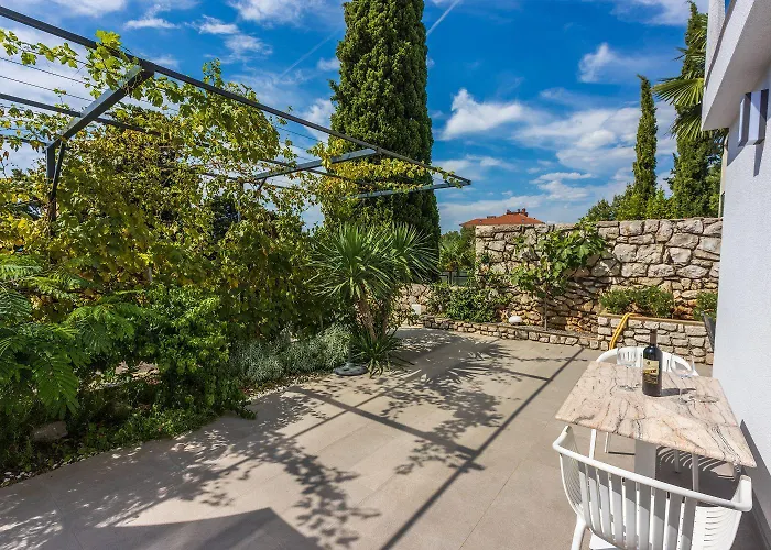 500 Meter Mit Pool *