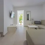 500 Meter Mit Pool Apartment *