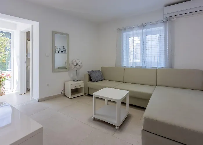 Apartman 500 Meter Mit Pool