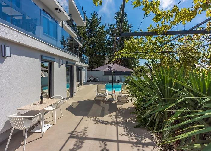 Apartman 500 Meter Mit Pool Crikvenica